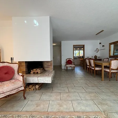 Garden Park بيت للعطل *